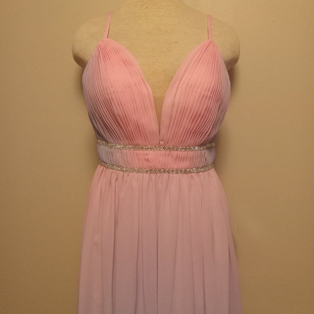 🆕️BEE DARLIN DRESS🆕️ - Picture 6 of 12